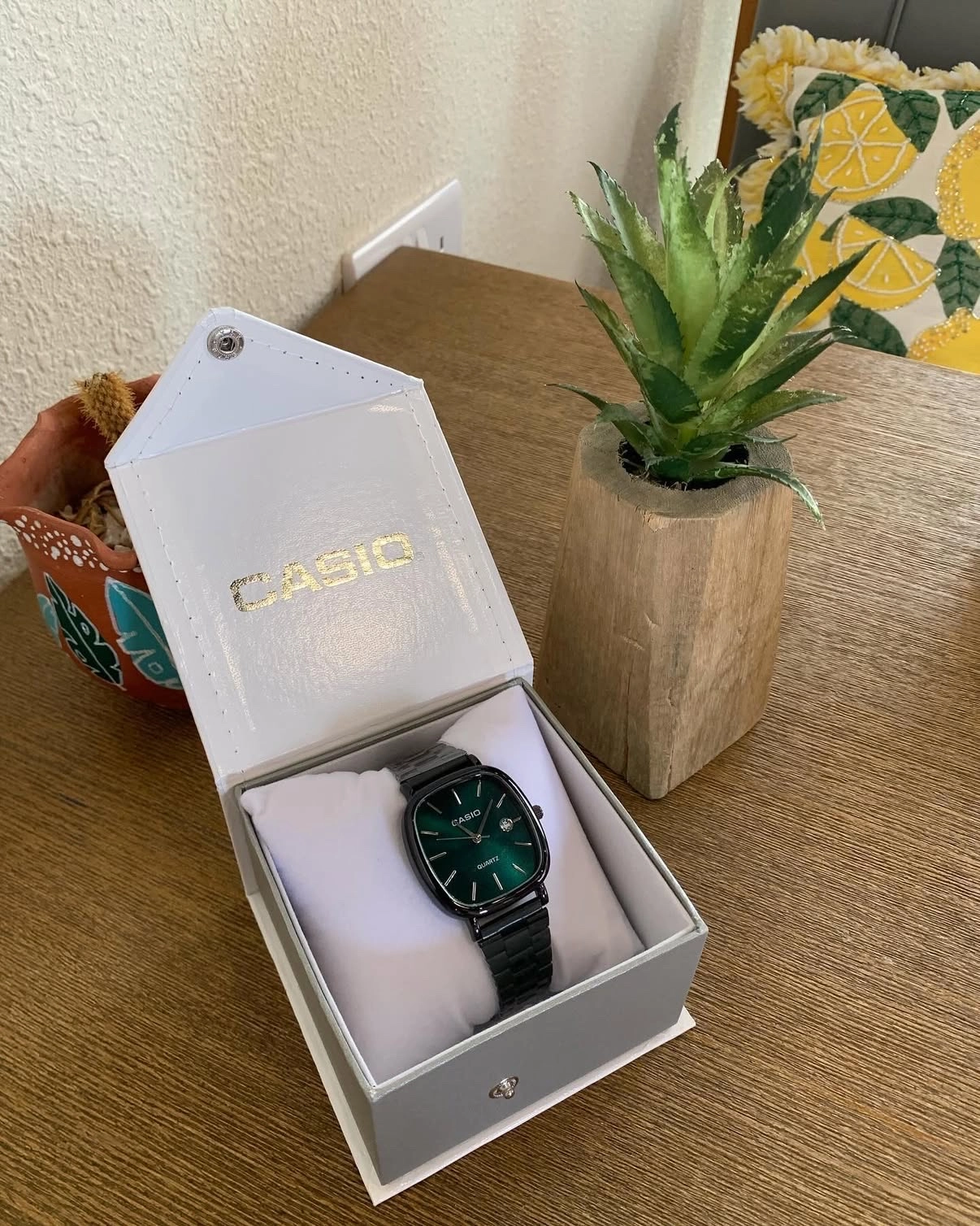 ساعات كاسيو رجالي و نسائي 3.5 ريال