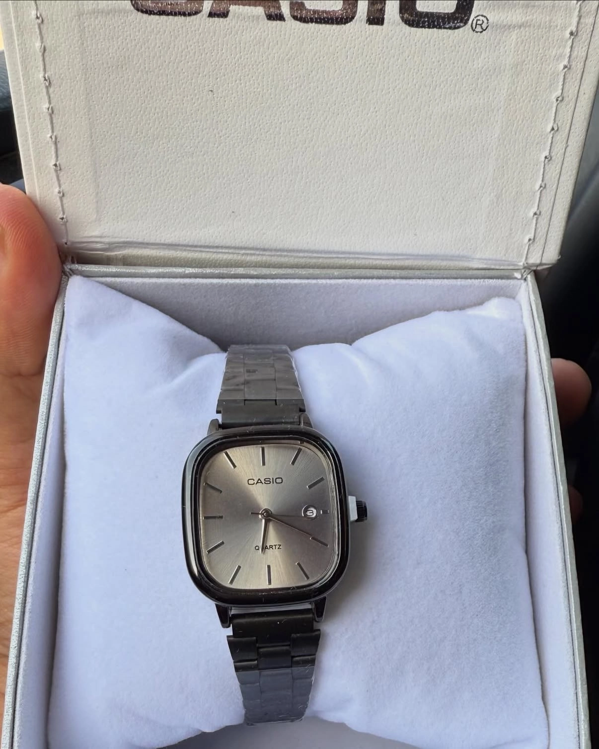 ساعات كاسيو رجالي و نسائي 3.5 ريال